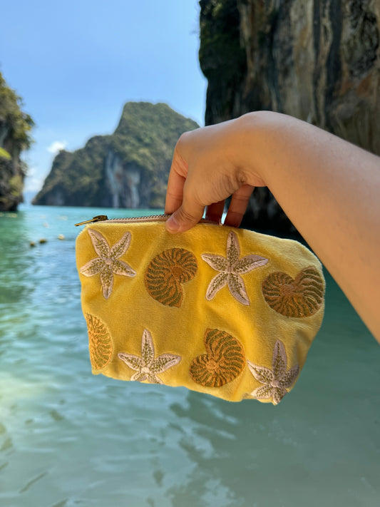 ON THE SHORE MIDSIZED POUCH PURSE