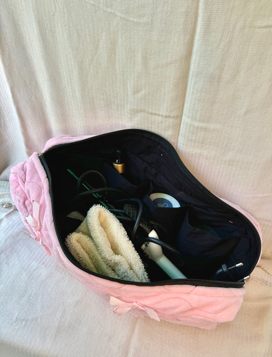 PINK BOWS QUILTED LONG SECTIONS POUCH