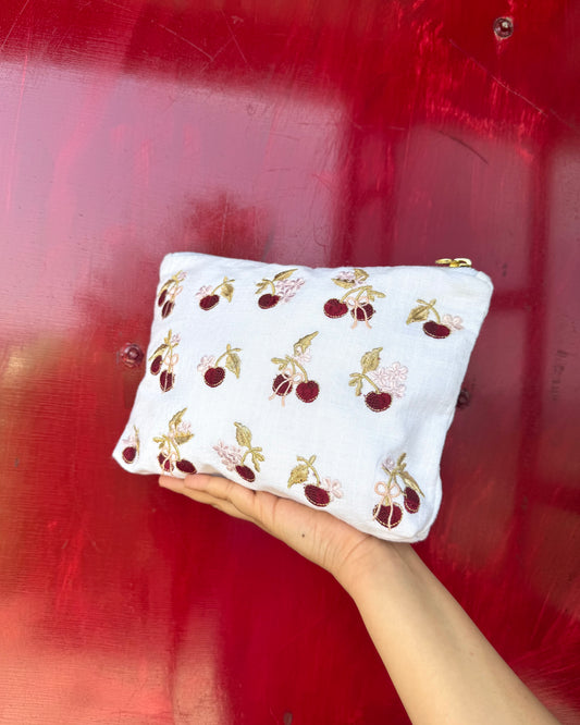 CHERRY BLOSSOM ESSENTIALS POUCH PURSE IN WHITE