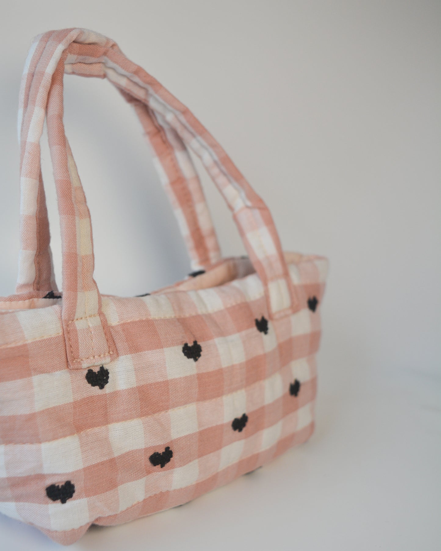 PUFFY BLACK HEARTS MINI BAG