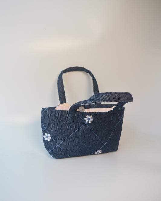 PUFFY DAISY DENIM MINI BAG