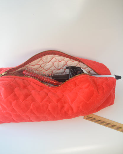 HEARTS QUILTED LONG SECTIONS POUCH