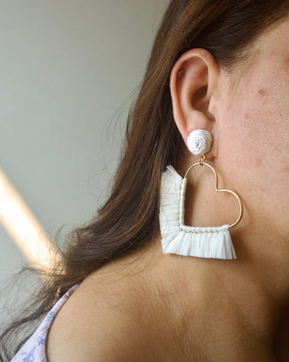 RAFFIA HEART EARRINGS